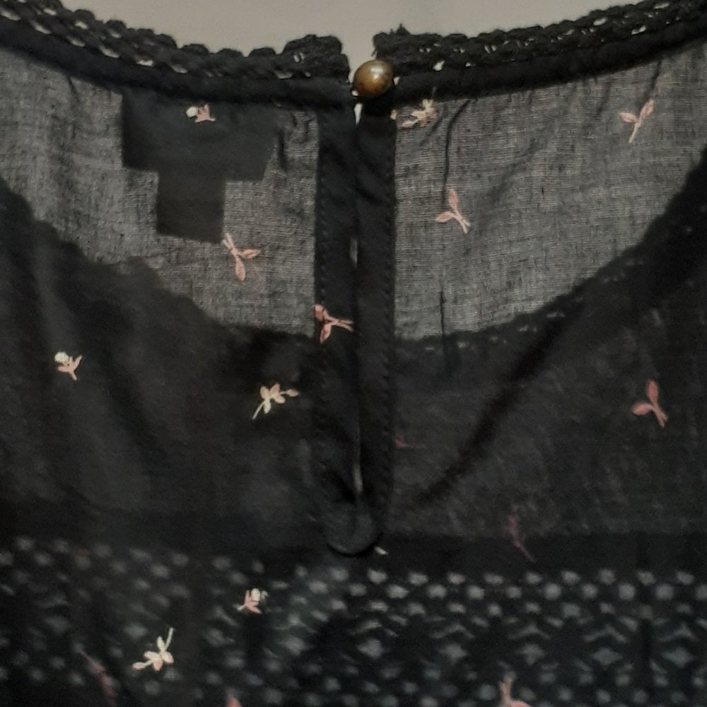 Blouse - Picture 2 of 12